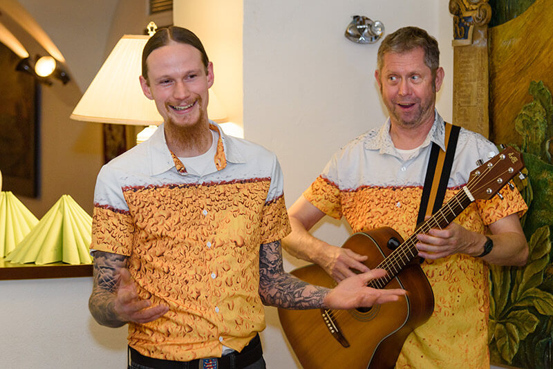 Saalfelder Bierakademie mit musikalischen Einlagesn